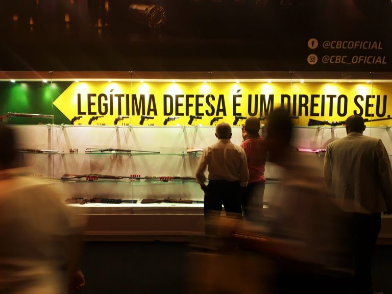 Stand da Taurus e da CBC durante a principal feira de armas do Brasil, a LAAD Defence & Security 2019 - Bruno Fonseca | Agência Pública