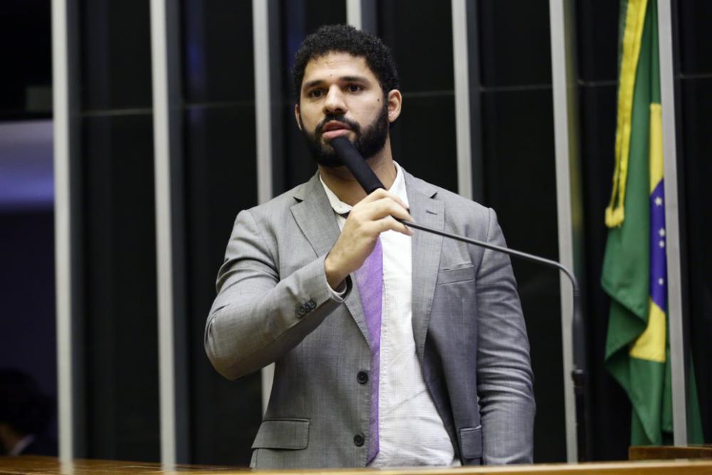 Proposta normatiza proteção em caso de violência contra a população LGBTI+