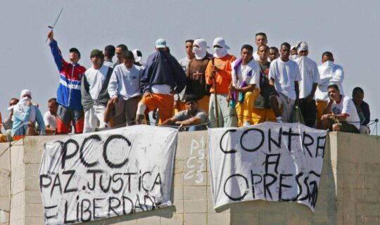 Da gangue a hegemonia: uma cronologia da expansão do PCC